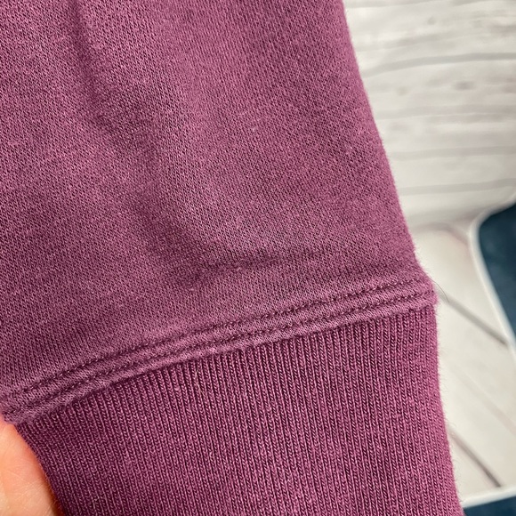 Under Armour Plum‎ Hoodie - Picture 6 of 13